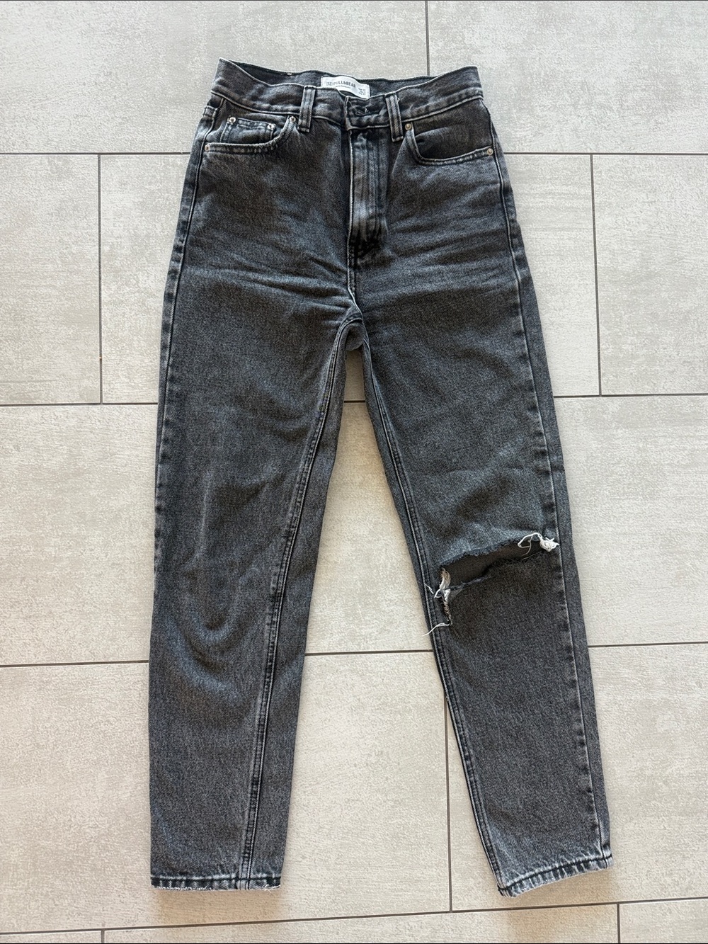 Pull&Bear High-Waist Black Distressed Women’s Mom Jeans